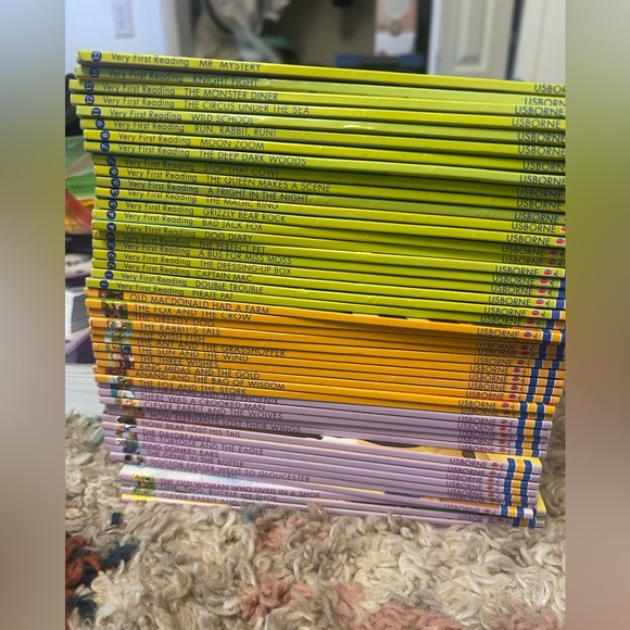 USBORNE Books  First Reading library - Picture 2 of 3